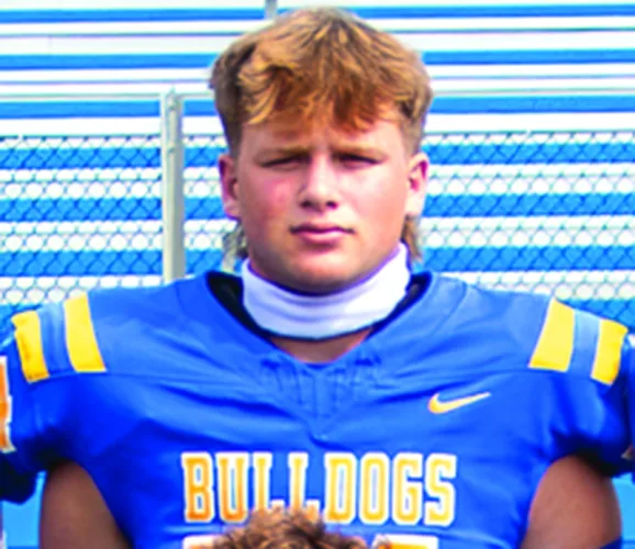 Bulldogs ride big defensive play to first win